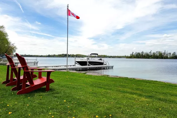 Selwyn, ON K0L 1T0,81 Lakeshore BLVD