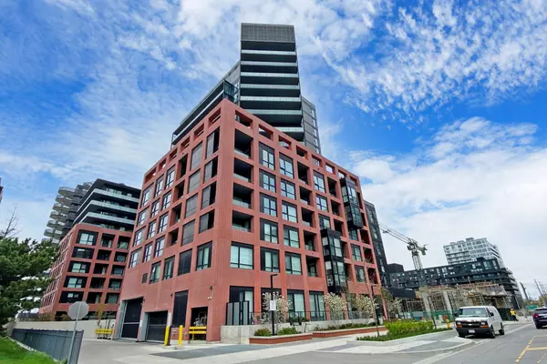 Toronto C06, ON M3H 0E7,8 Tippett RD #628