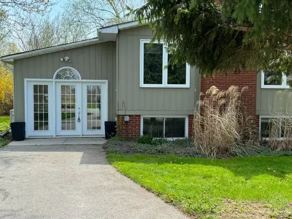 72234 LAKESHORE DR, Bluewater, ON N0M 1N0