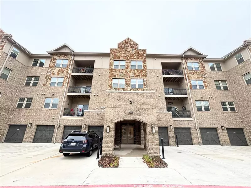 1735 Wittington Place #2304, Farmers Branch, TX 75234