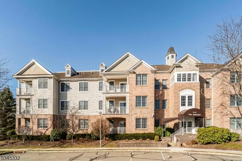 52 Ridgeview Ln #52, Mount Arlington Boro, NJ 07856
