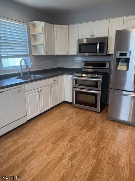 380 Peshine Ave, Newark City, NJ 07112