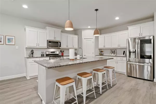 612 Hogan Drive,  Denton,  TX 76210