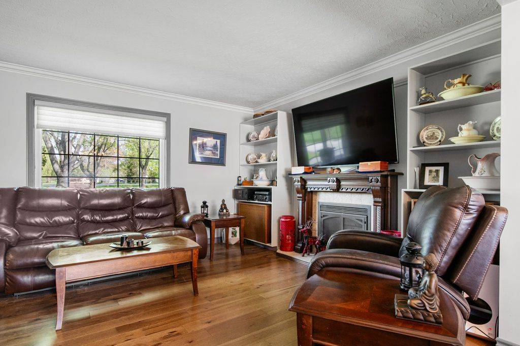 Greater Napanee, ON K7R 3L1,8738 County Road 2 N/A W