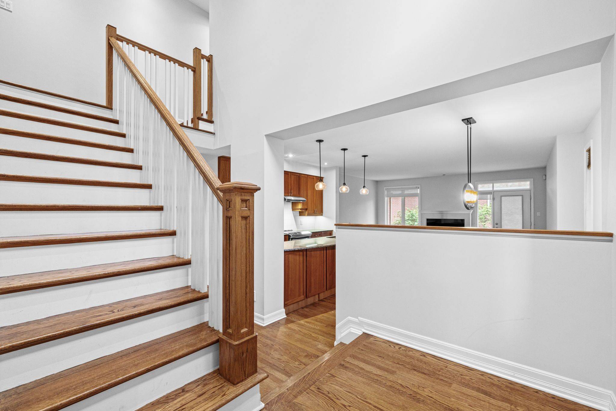 Alta Vista And Area, ON K1H 6S2,2368 Virginia DR