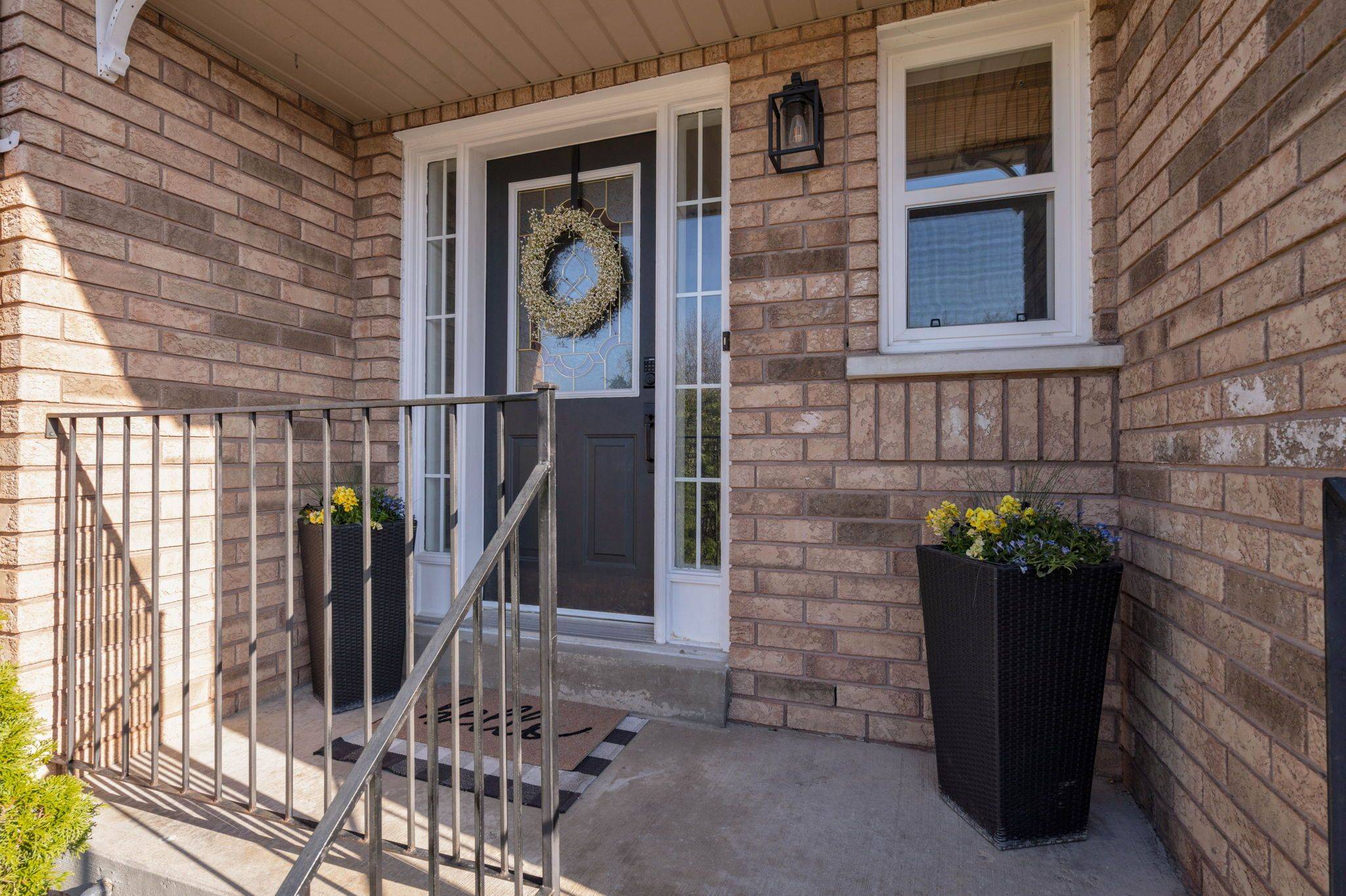 Barrie, ON L4N 8L4,57 CUNNINGHAM DR