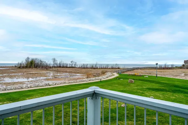 Collingwood, ON L9Y 5C7,849-851 Suncrest CIR