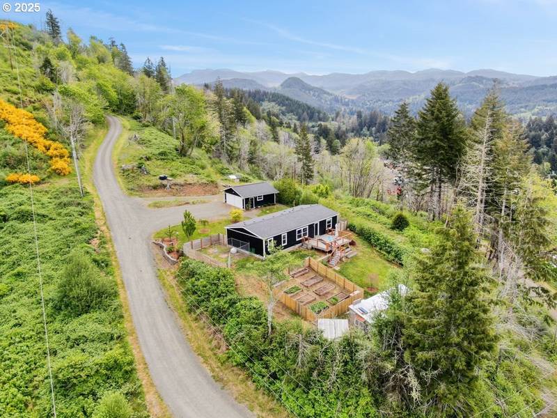 282 N ECHO MOUNTAIN RD, Otis, OR 97368
