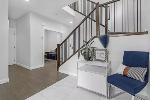 Carstairs, AB T0M0N0,1410 Price Close