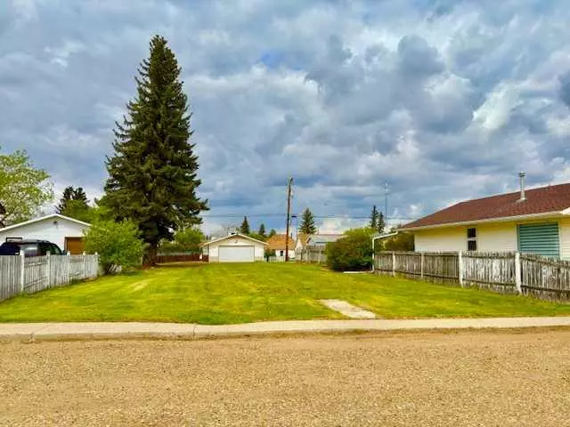 5012 48 ST, Hardisty, AB T0B 1V0
