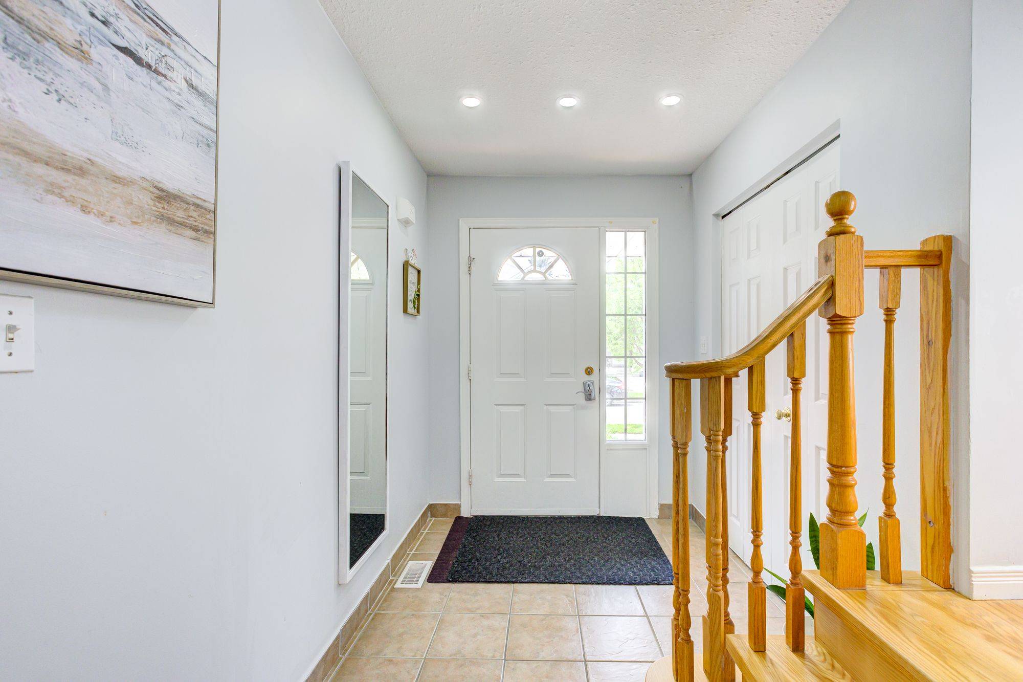 Waterloo, ON N2V 2K8,632A Basswood ST