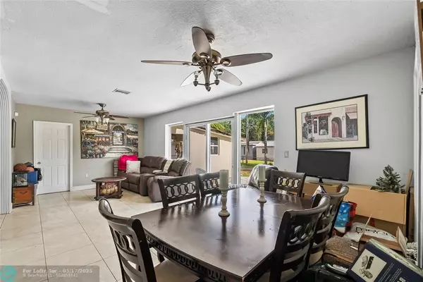 Plantation, FL 33313,6885 NW 14th Ct