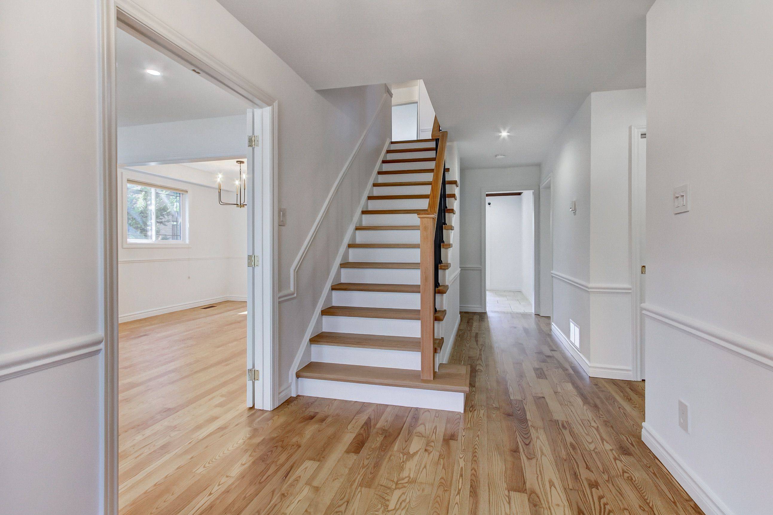 Milton, ON L9T 4E5,470 Gowland CRES
