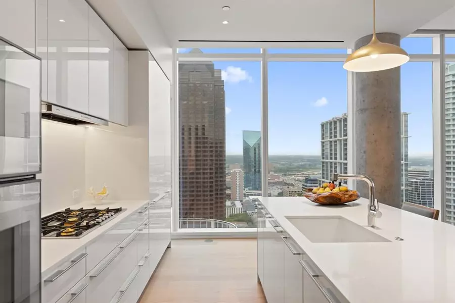 1747 Leonard Street #2402, Dallas, TX 75201