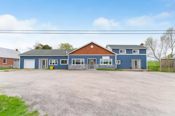 2015 141 HWY, Muskoka Lakes, ON P0B 1M0