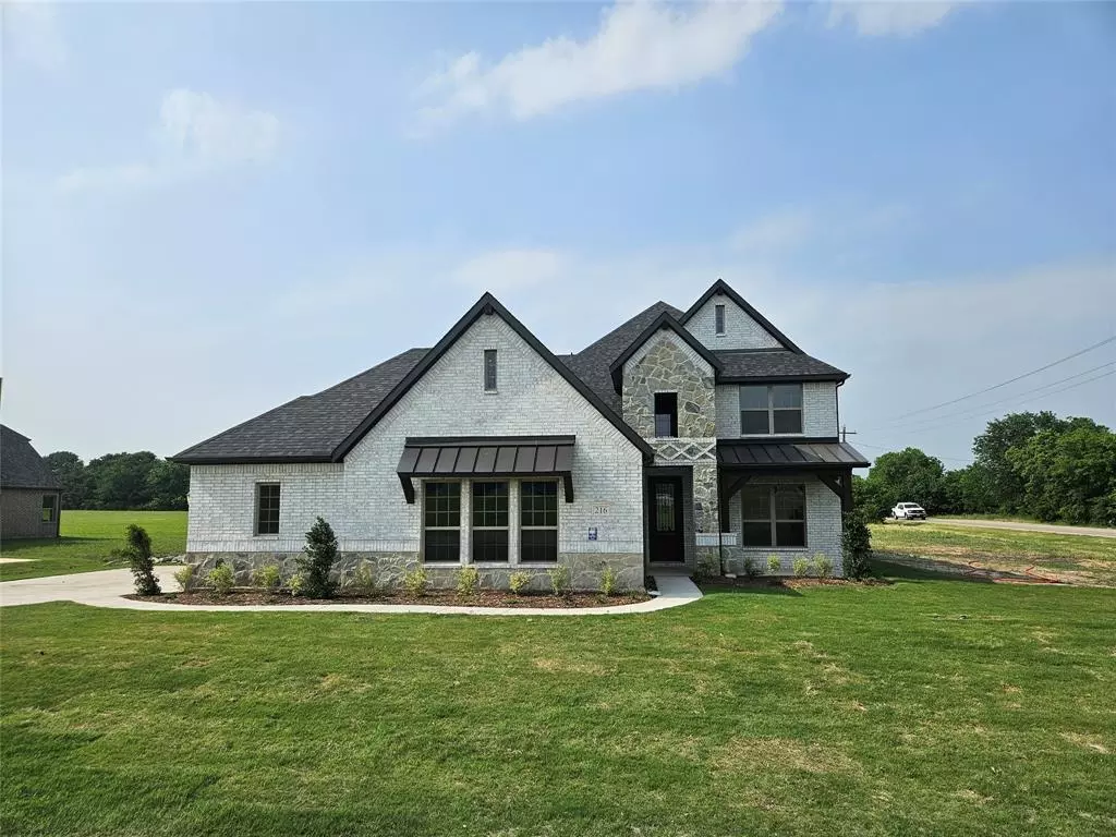 Trenton, TX 75490,216 Redwood Circle