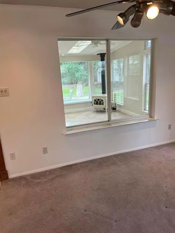 Denton, TX 76210,5702 Teasley Lane