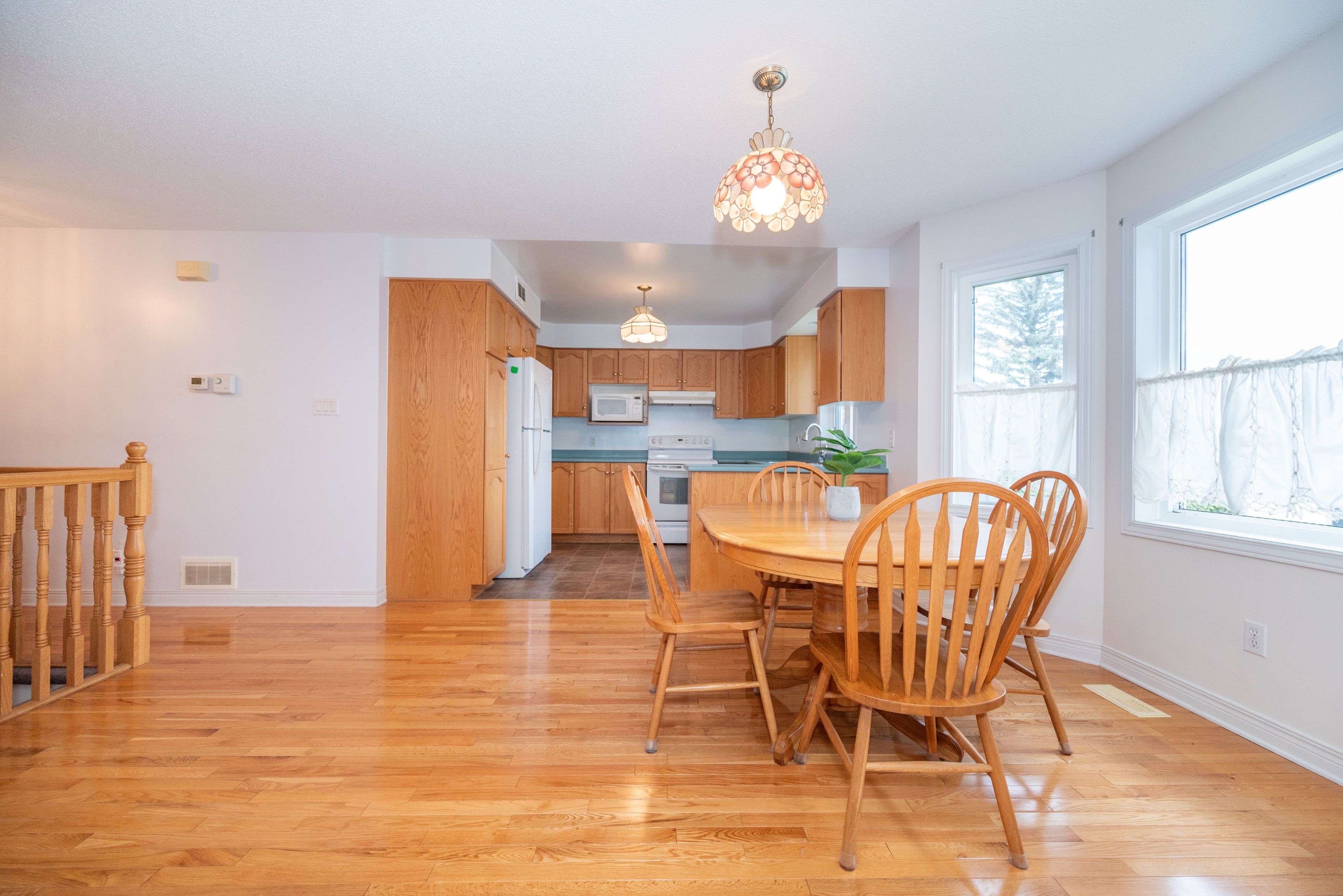 Renfrew, ON K7V 4M5,807 Kedrosky DR