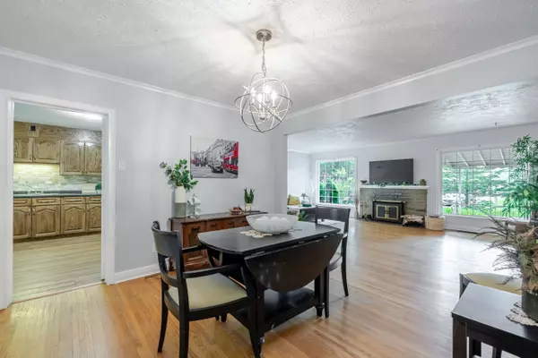 London North, ON N6H 2R7,420 Riverside DR