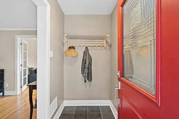 Cityview - Parkwoods Hills - Rideau Shore, ON K2E 6S3,41 Argue DR E