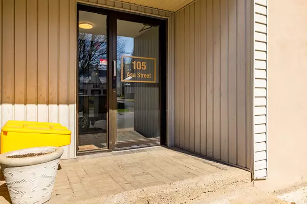 North Grenville, ON K0G 1J0,105 Asa ST #202