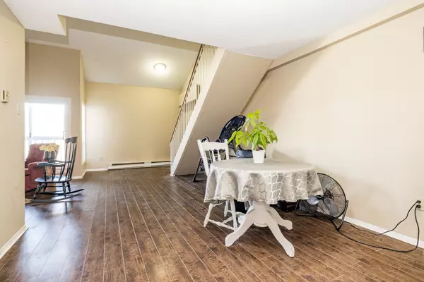 North Grenville, ON K0G 1J0,105 Asa ST #202