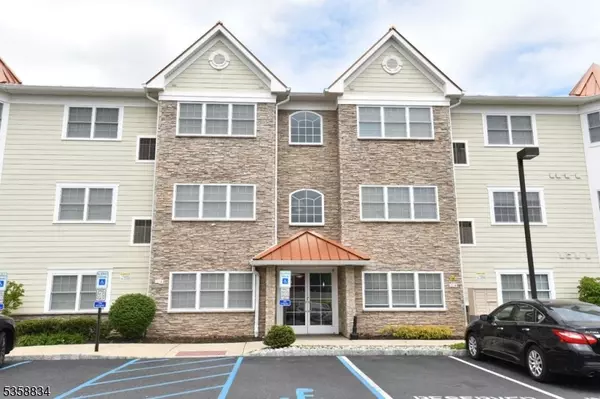 1400 Saint Georges Ave #303, Woodbridge Twp., NJ 07001