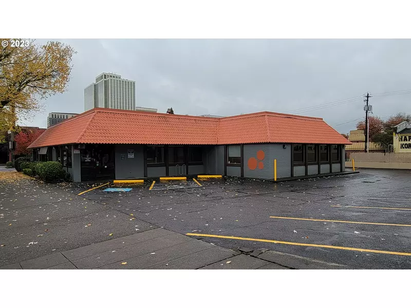 1621 NE 10TH AVE, Portland, OR 97232