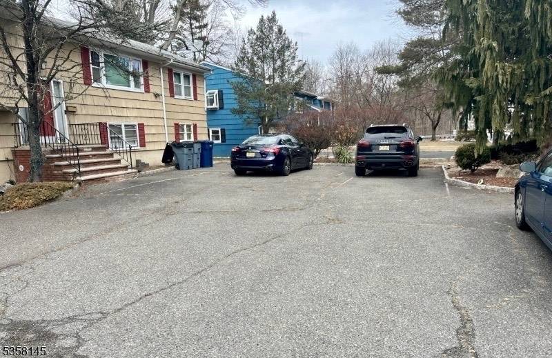 Clark Twp., NJ 07066,800 Raritan Rd