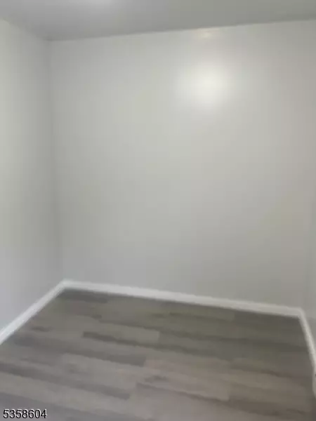 Paterson City, NJ 07503,10 Mary St