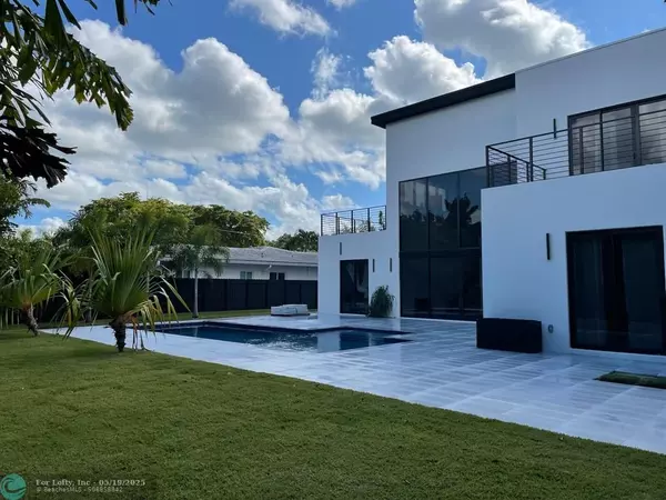 Miami, FL 33138,885 NE 90th St