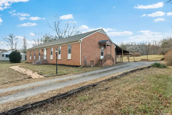 6220 Lee Jackson HWY, Coleman Falls, VA 24536