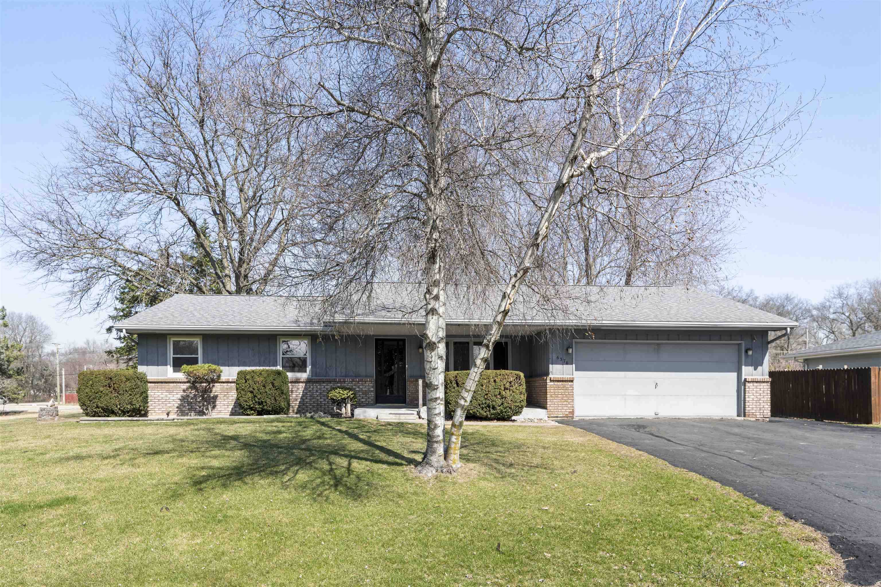 6376 GRAYDON Road, Rockford, IL 61109