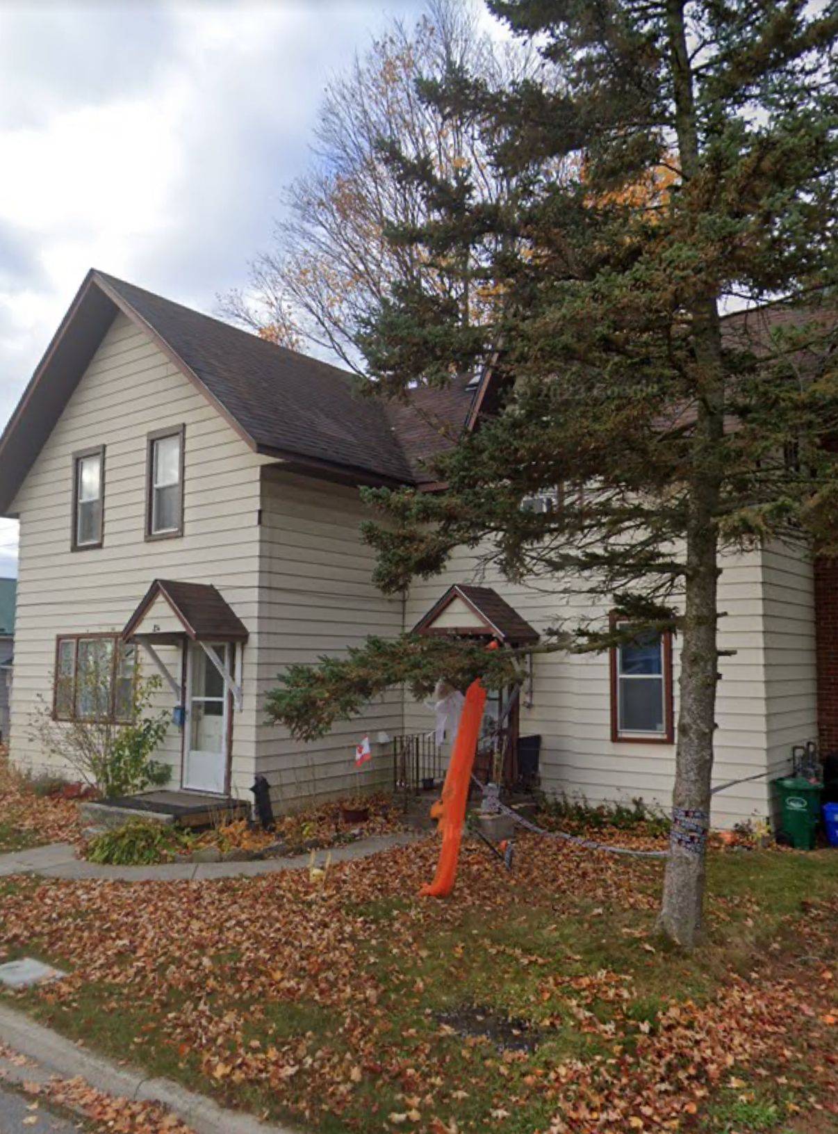 24 Flindall ST #A & B, Quinte West, ON K8V 3E3