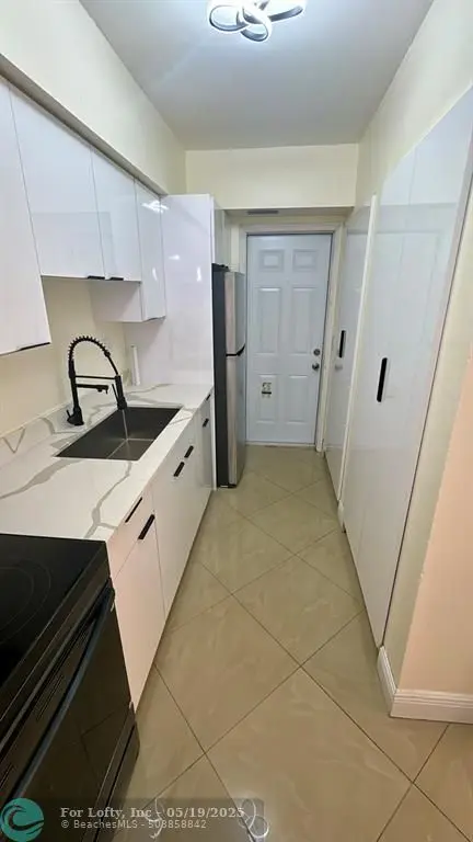 Coral Springs, FL 33065,4039 Coral Springs Dr #10