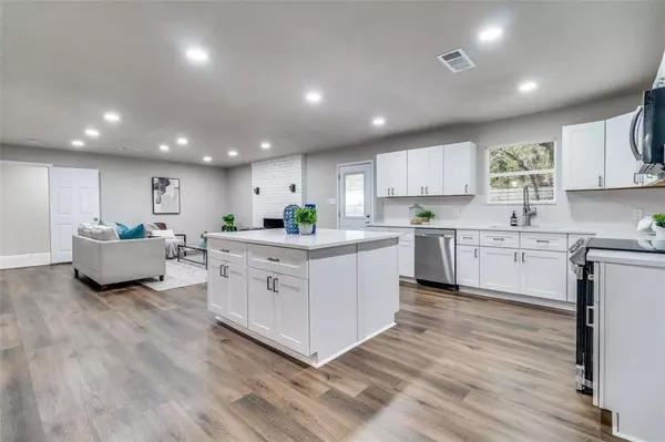 914 Balboa Street,  Denison,  TX 75020