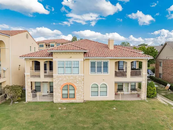 Rockwall, TX 75032,2120 Portofino Drive