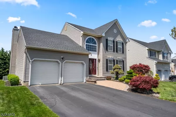 South River Boro, NJ 08882,8 Congress Ln