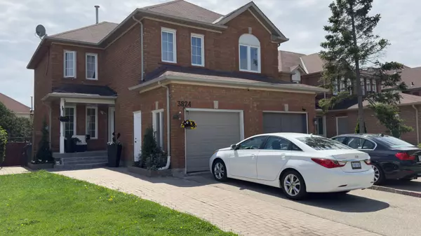 3824 Allcroft RD, Mississauga, ON L5N 6V6