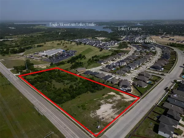 6801 Lake Country Drive, Fort Worth, TX 76179