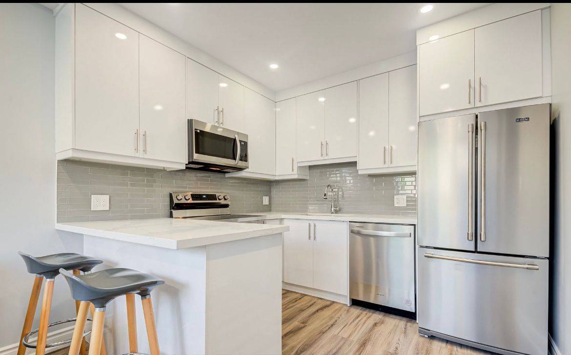 Toronto W04, ON M6B 3J8,749 Marlee AVE #4