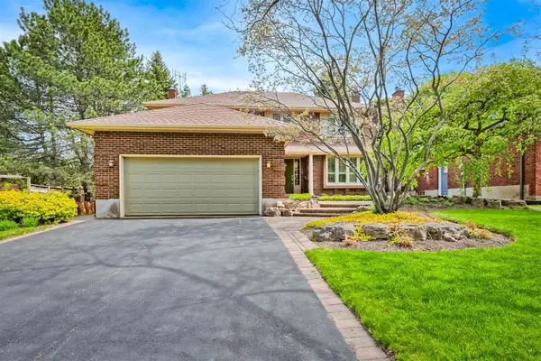 109 Sandy Ridge PL, Waterloo, ON N2T 1C5