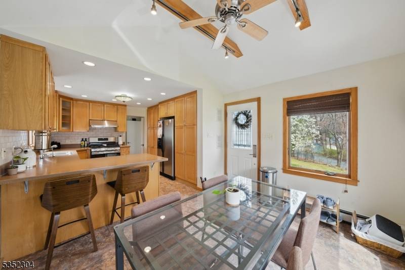 Denville Twp., NJ 07834,48 WHALEBACK WADDY