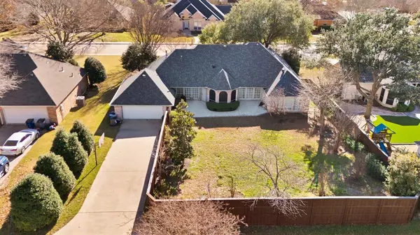 103 Hummingbird Lane, Ovilla, TX 75154