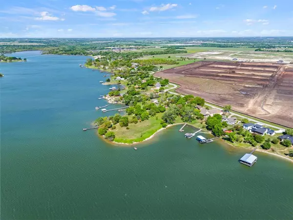 Waxahachie, TX 75165,139 Lakeshore Drive