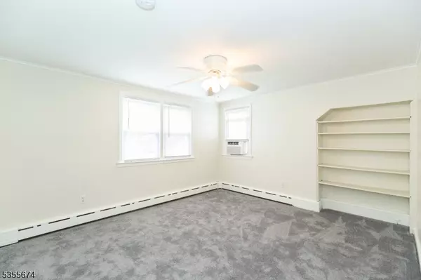 Edison Twp., NJ 08820,200 Plainfield Rd