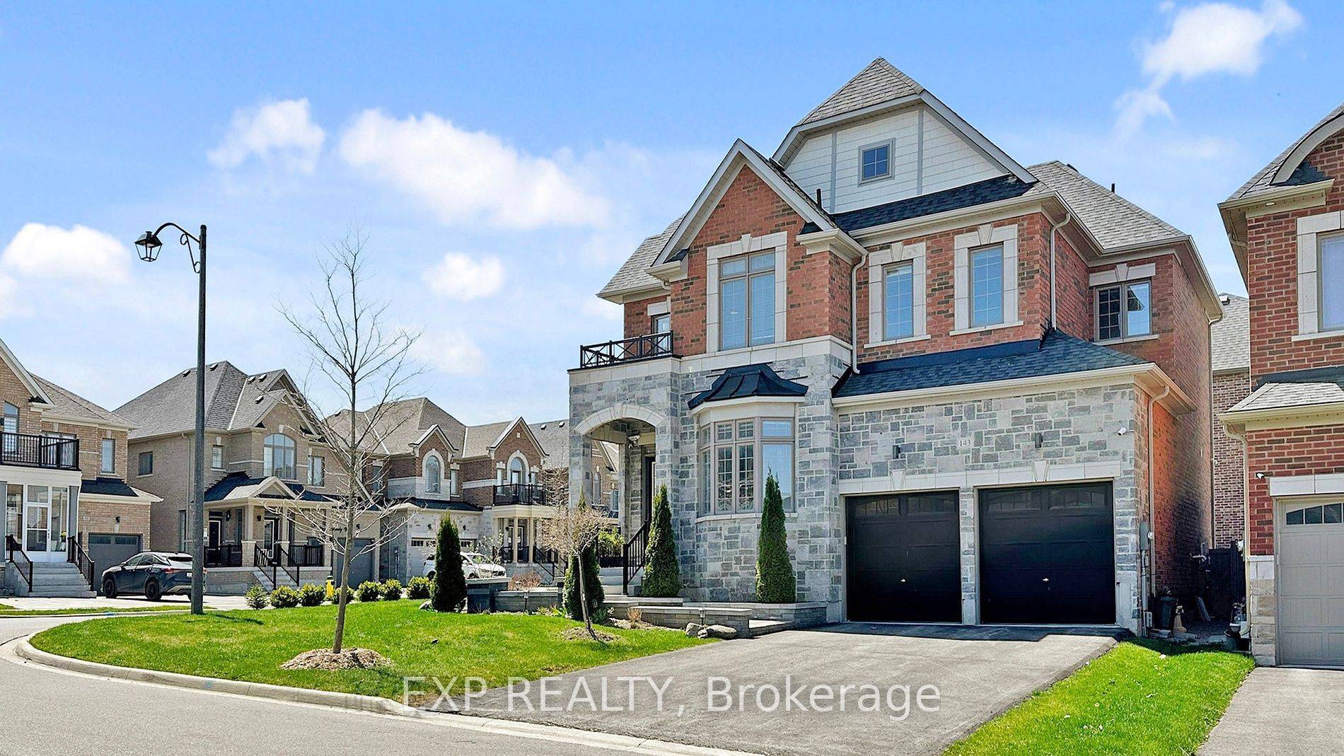 143 frank kelly DR, East Gwillimbury, ON L9N 0V1
