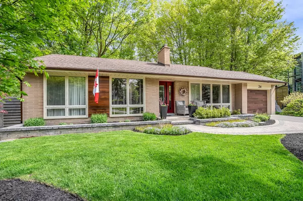 24 Deepwood CRES, Toronto C13, ON M3C 1N8