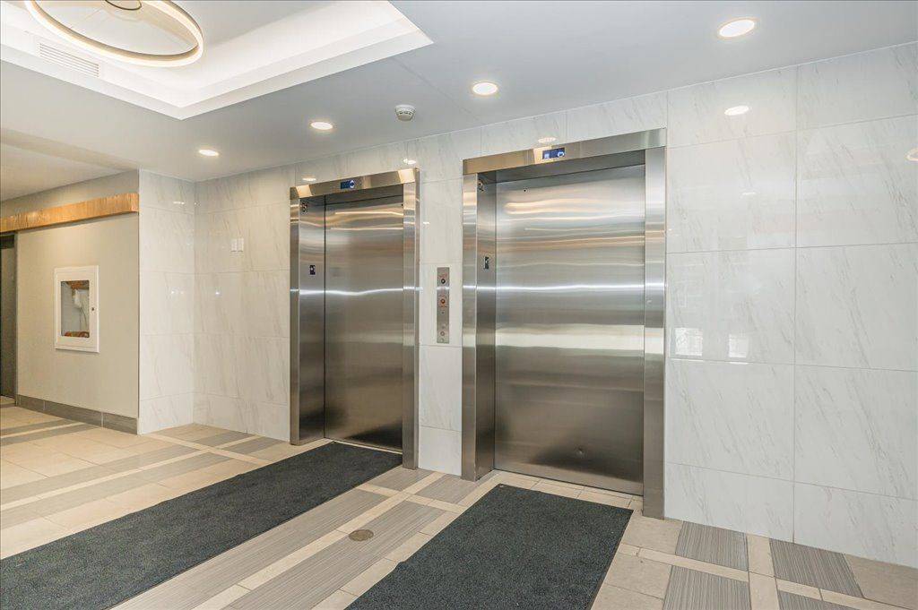 Waterloo, ON N2L 0H7,258B Sunview ST #2103