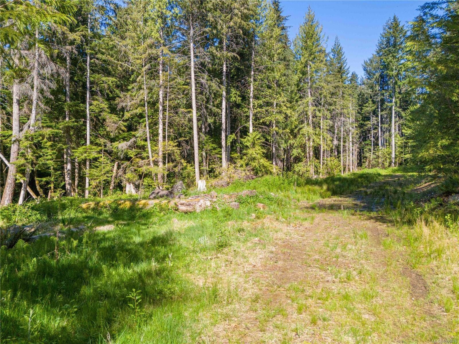 Qualicum Beach, BC V0R 2T0,660 Fulmar Rd